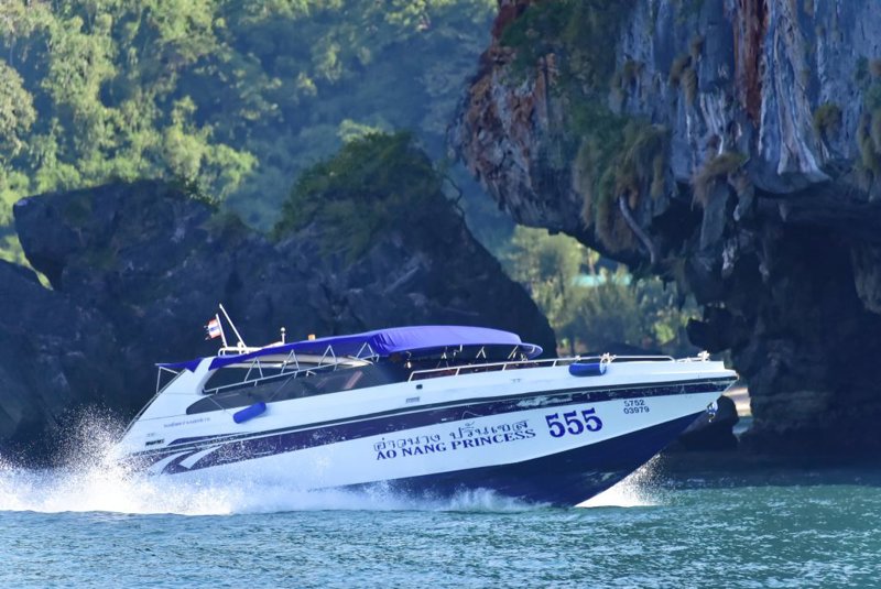 Our speed boats / เรือสปีดโบท อ่าวนางปรินเซส