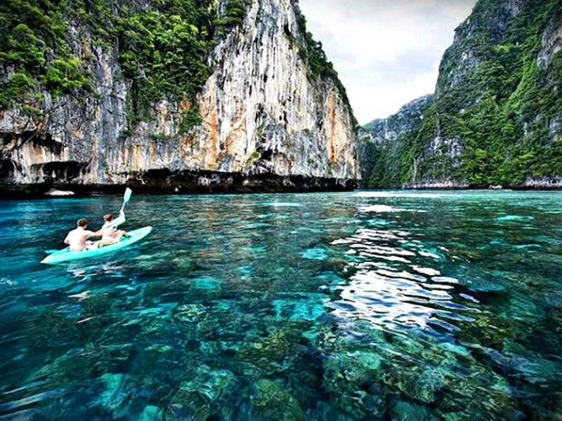 Maya bay Phi Phi Island