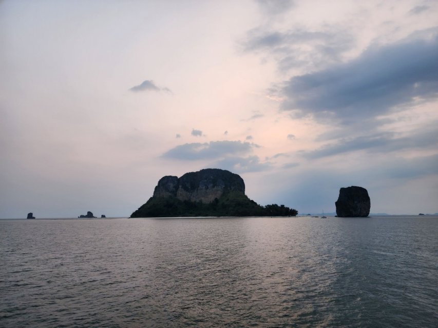 ทัวร์ 7 เกาะ ชมพระอาทิตย์ตก + บาบีคิว โดยเรือหางยาว
